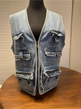 Light Wash Denim Utility Vest with Multiple Pockets